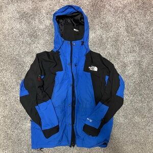 The North Face Men's Black and Blue Water Proof Gore Tek Summit Series Coat